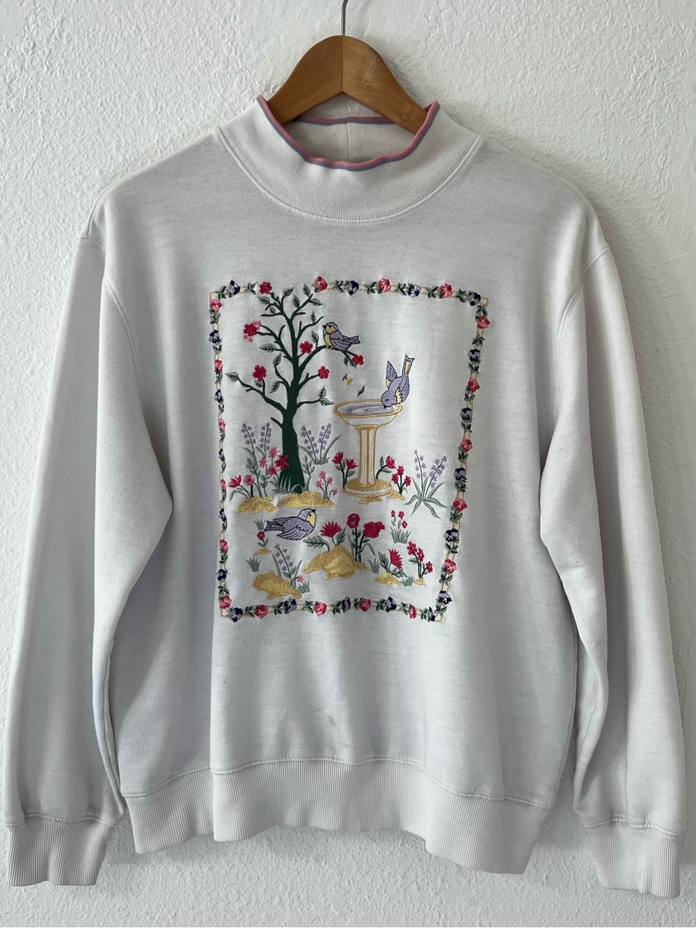 Vintage 90s Grandma Core Bird Embroidered Mock Neck Sweatshirt Cottage Core M